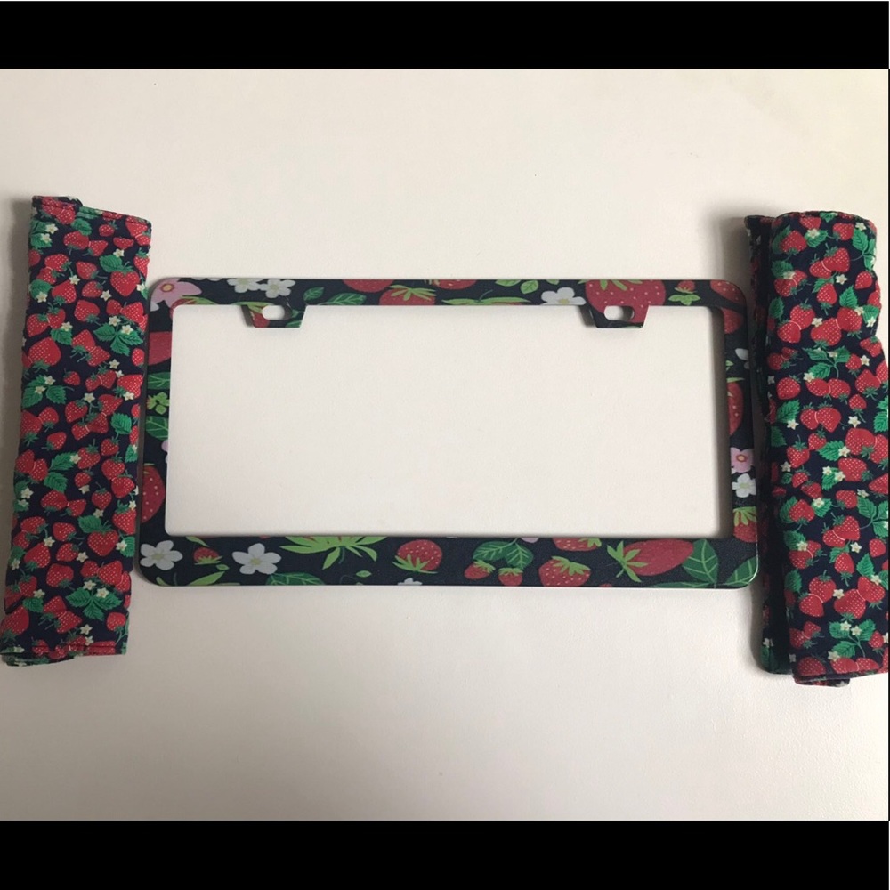 Strawberry Accessories